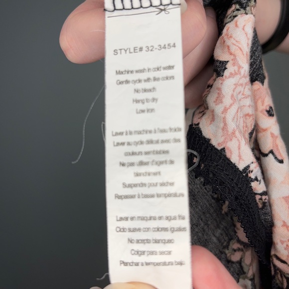 Streetwear Society | Black and Light Pink Floral Strapless Summer Dress - Picture 4 of 4